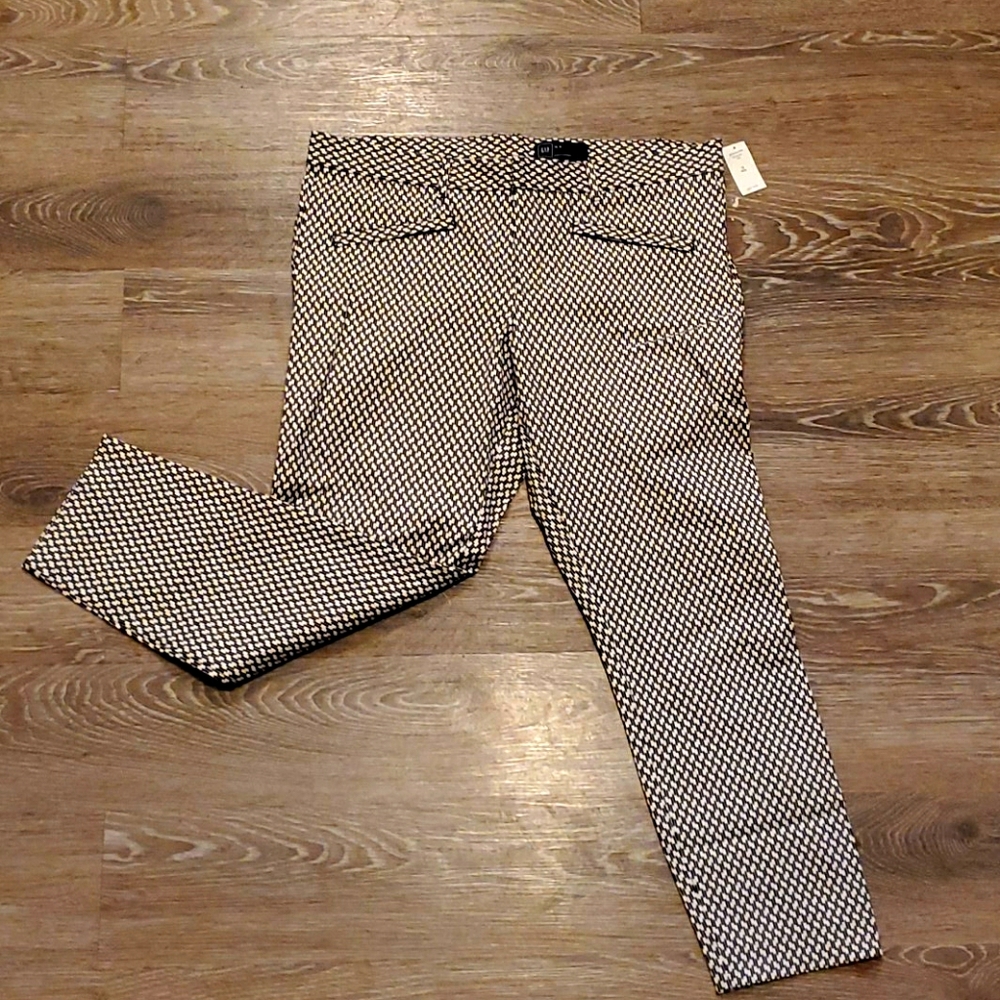 New Gap women's patterened cropped pant size 16